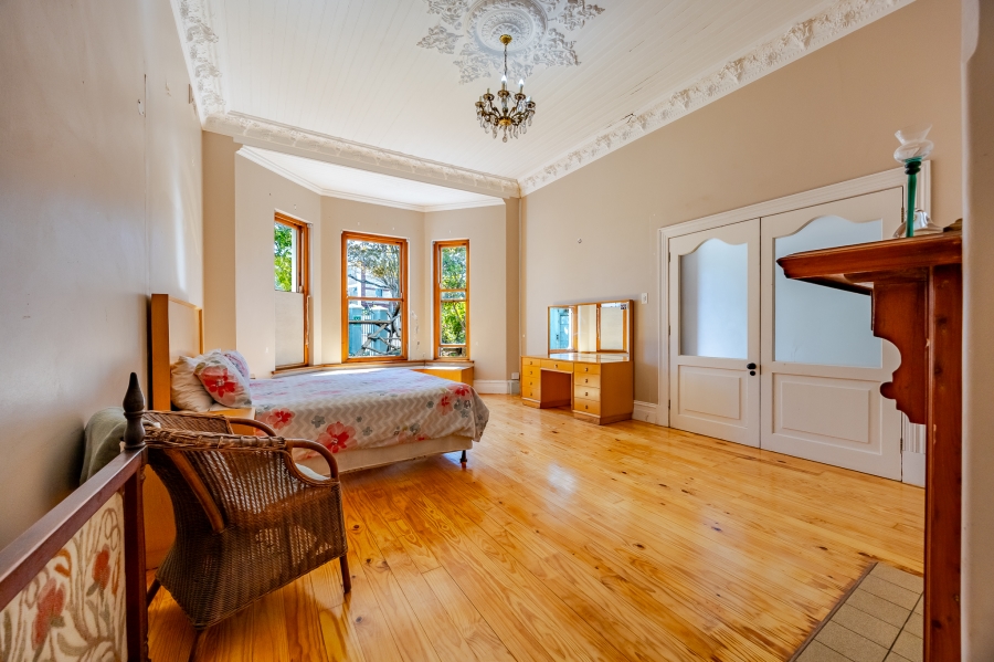 7 Bedroom Property for Sale in Wynberg Western Cape